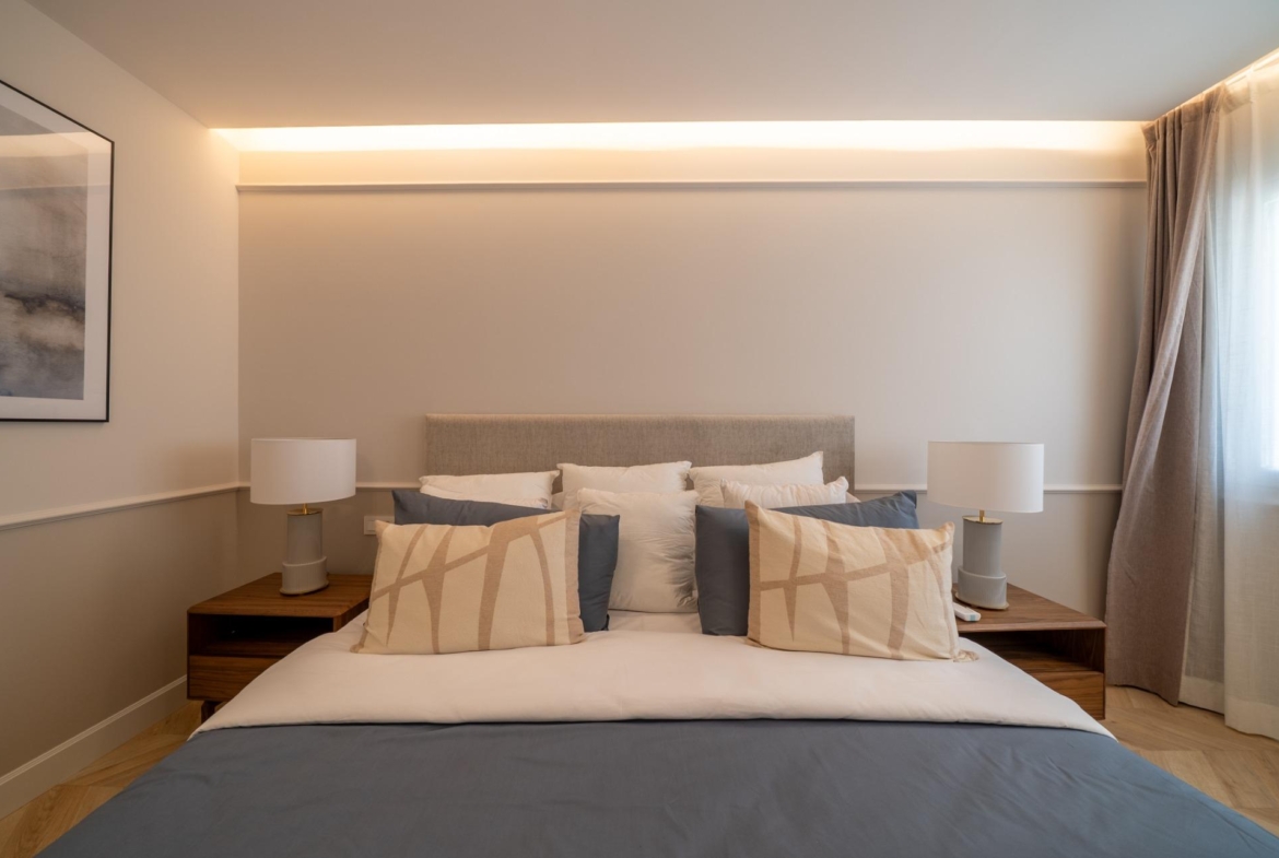 LUXURY HOUSING IN GOYA WITH PARKING SPACE