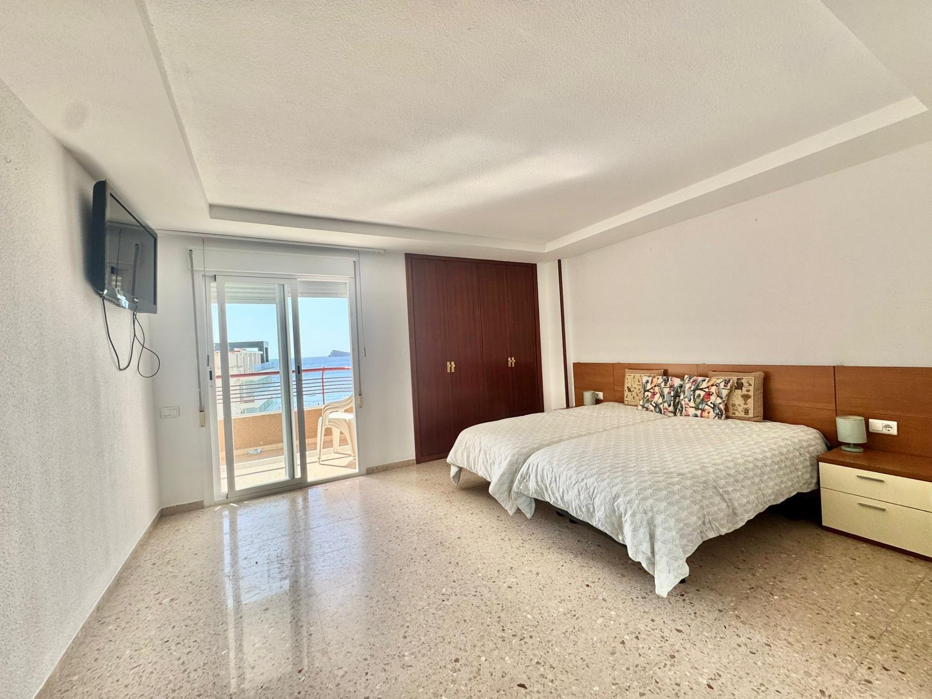 Apartamento con IMPRESIONANTES vistas al mar, Edif. Coblanca 8, playa Levante, Benidorm