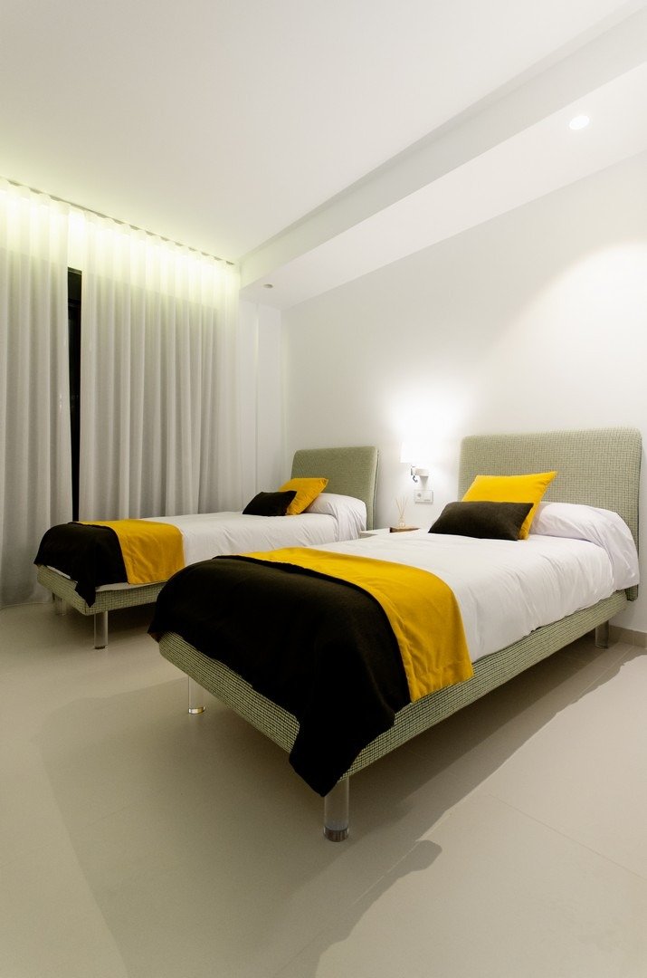 3-33-2 NEW CONSTRUCTION VILLAS 250 m FROM THE BEACH IN CAMPOAMOR