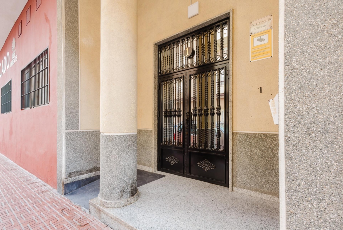 ESPACIOSA VIVIENDA DE 3 AMPLIAS HABITACIONES