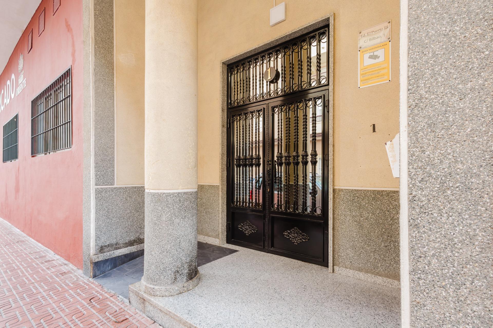 ESPACIOSA VIVIENDA DE 3 AMPLIAS HABITACIONES