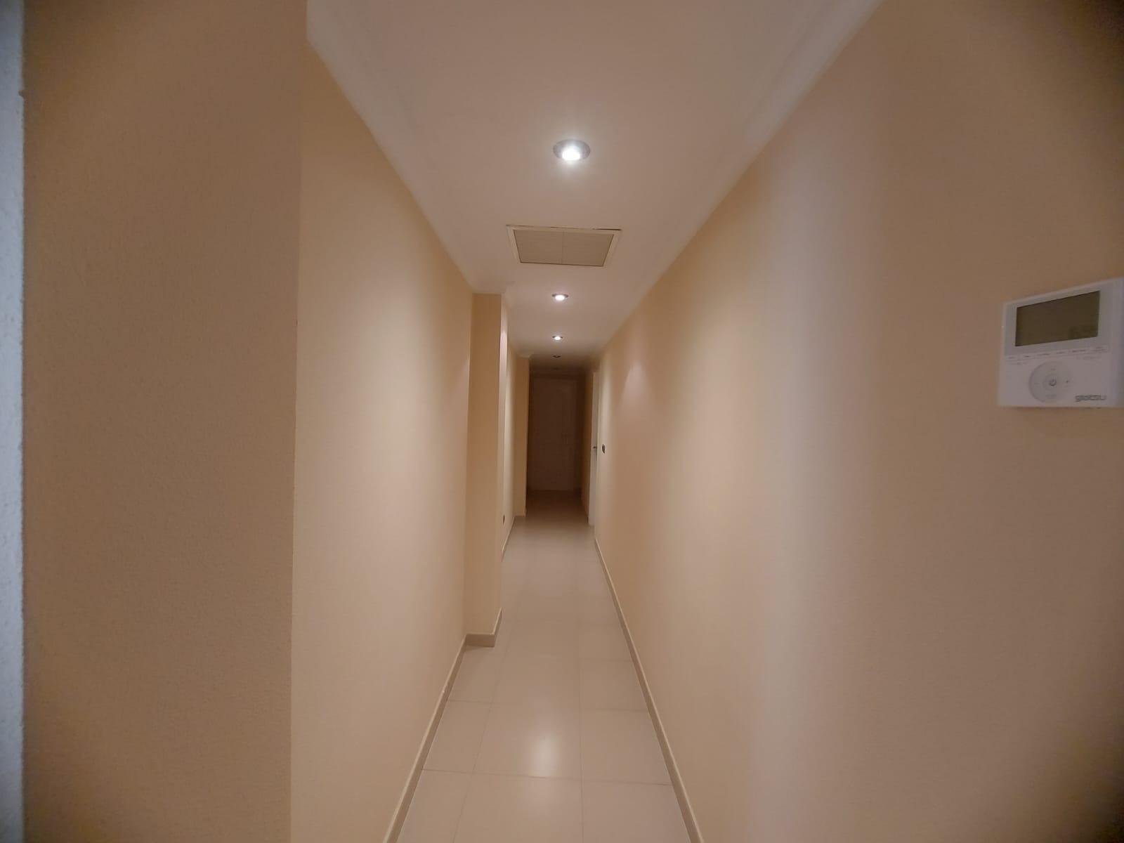 3-34-23 EDIFICIO EN ORIHUELA CIUDAD. 3 DORM. 2 BAÑOS. GARAJE. TRASTEROS