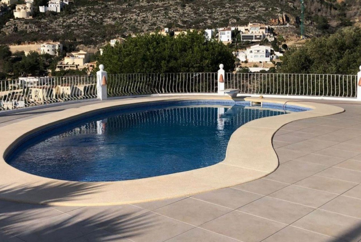 Villa with Sea Views in Cumbre del Sol 🏡🌊