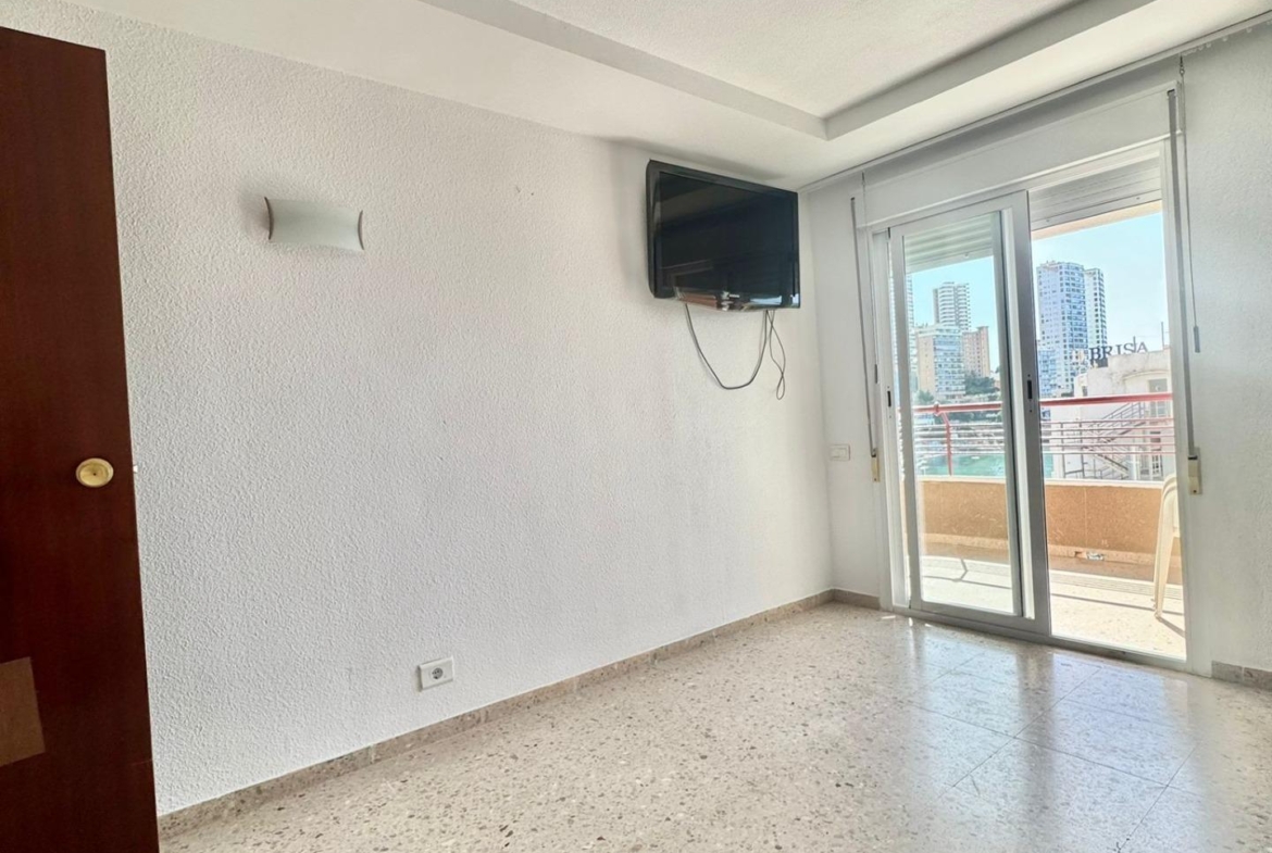 Apartamento con IMPRESIONANTES vistas al mar, Edif. Coblanca 8, playa Levante, Benidorm