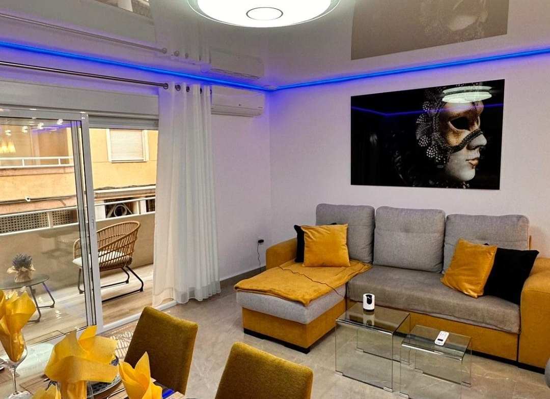 Apartamento reformado en Torrevieja conlicencia turistica