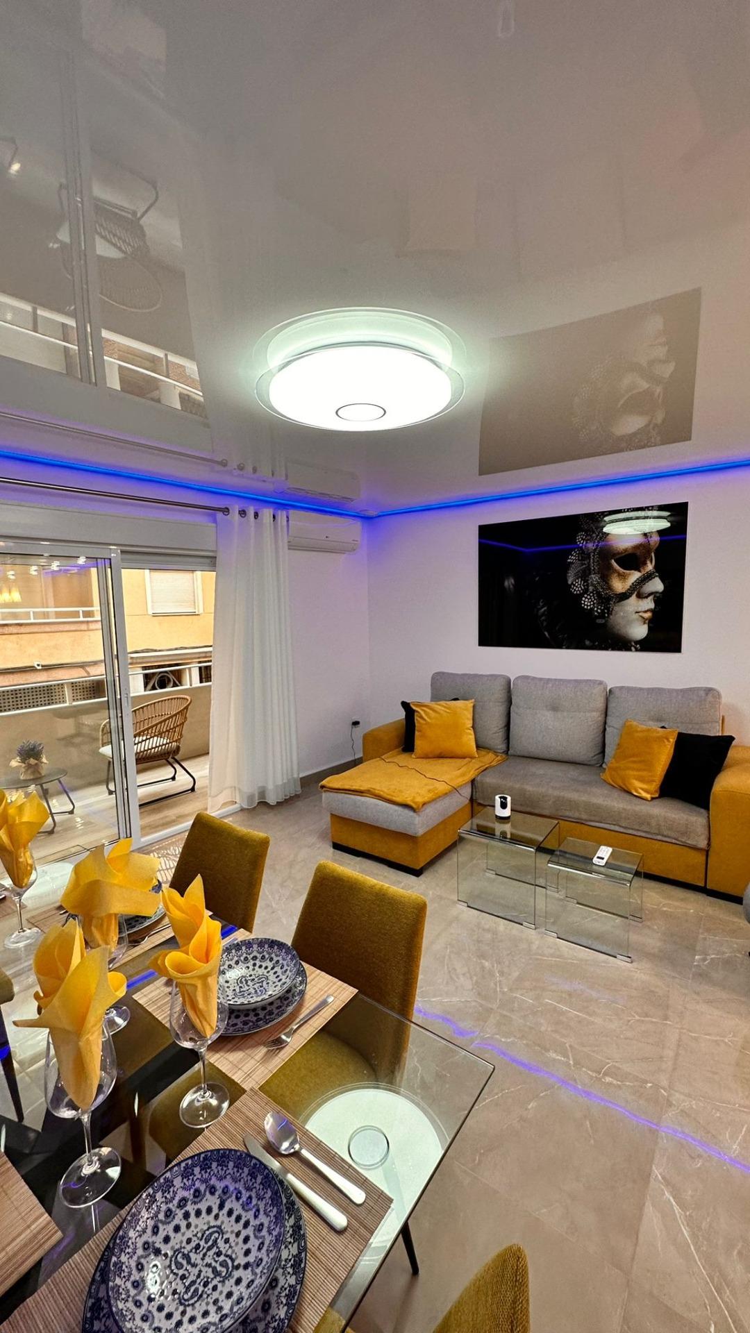 Apartamento reformado en Torrevieja conlicencia turistica