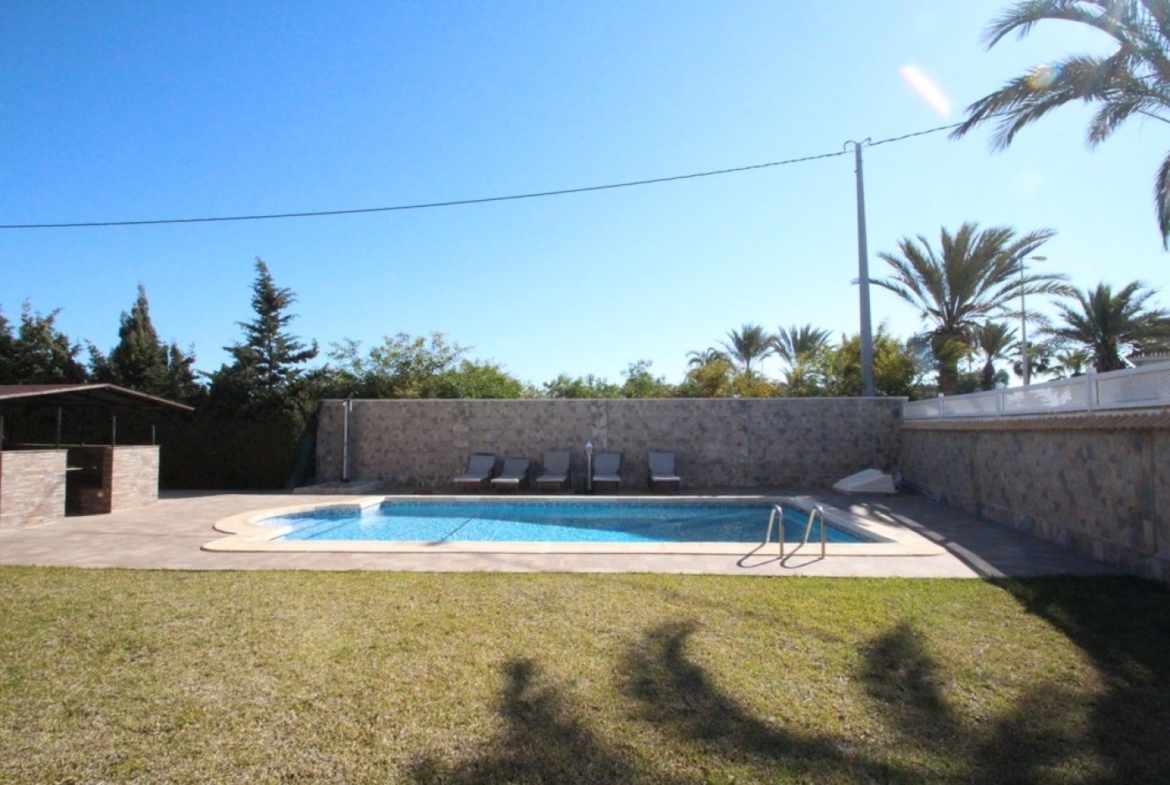 Luxe villa in Cabo Roig