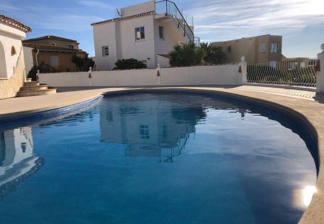 Villa with Sea Views in Cumbre del Sol 🏡🌊