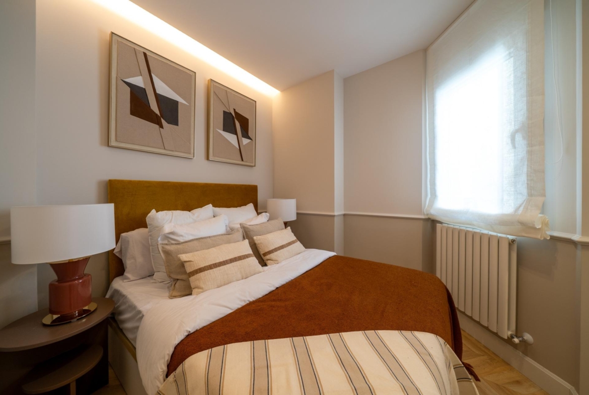 LUXURY HOUSING IN GOYA WITH PARKING SPACE