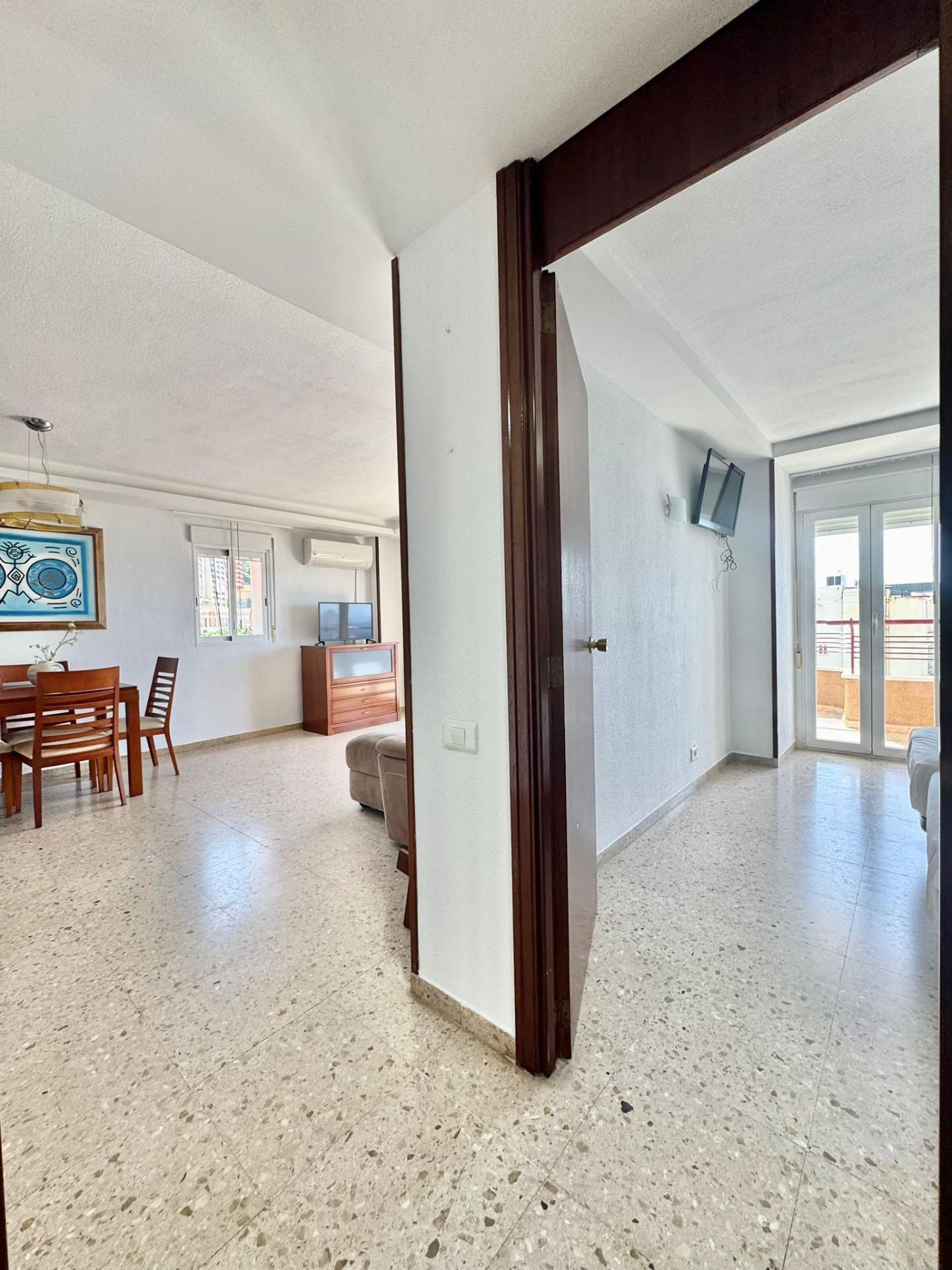 Apartamento con IMPRESIONANTES vistas al mar, Edif. Coblanca 8, playa Levante, Benidorm