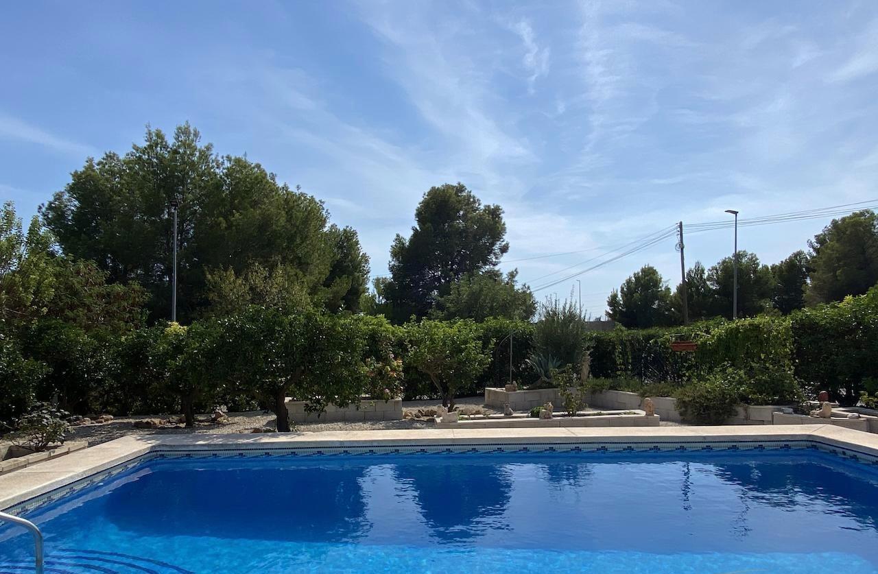 LOVELY  VILLA IN ALFAS DEL PI