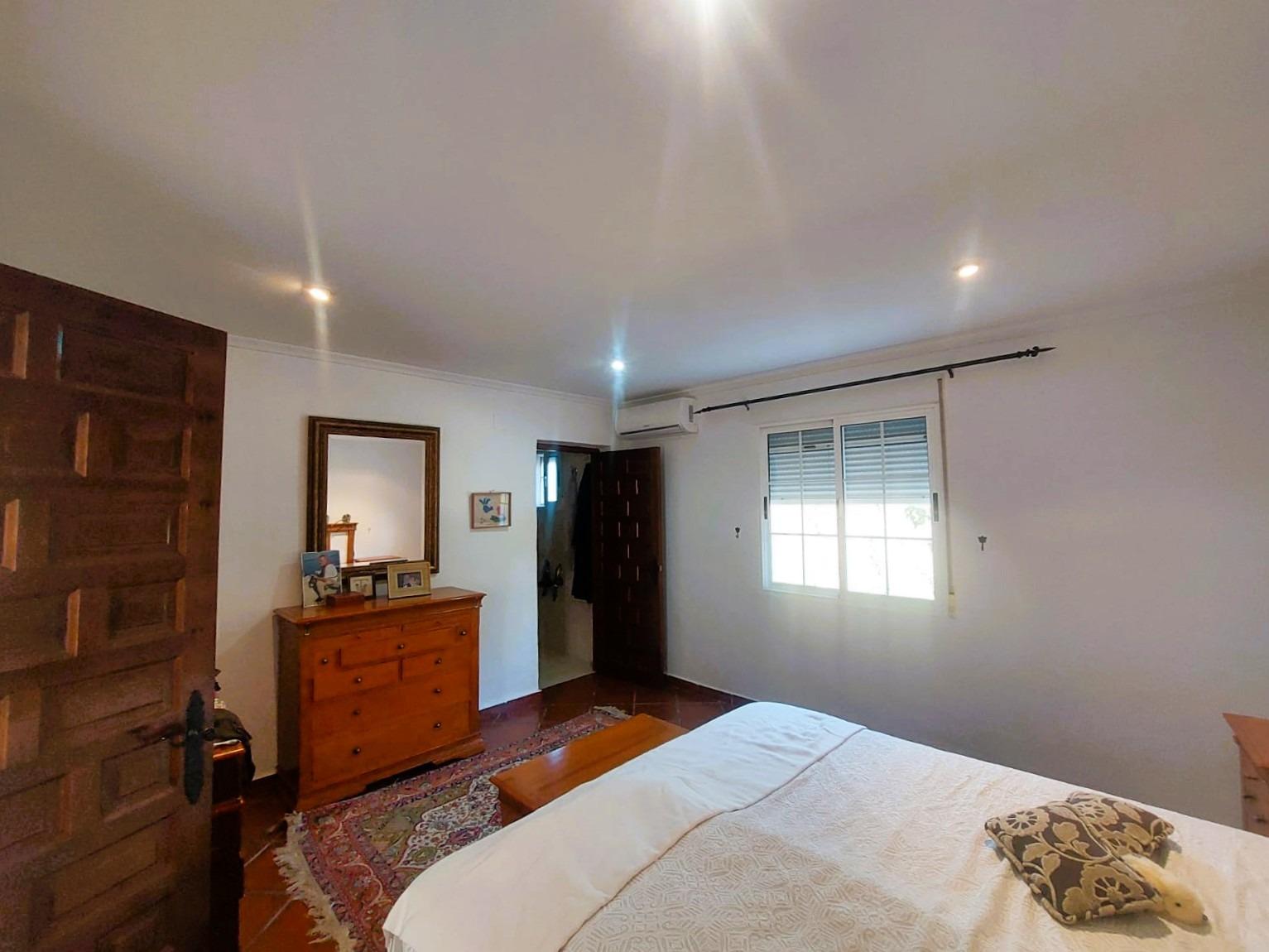 3-36-34 Charming mediterranean villa