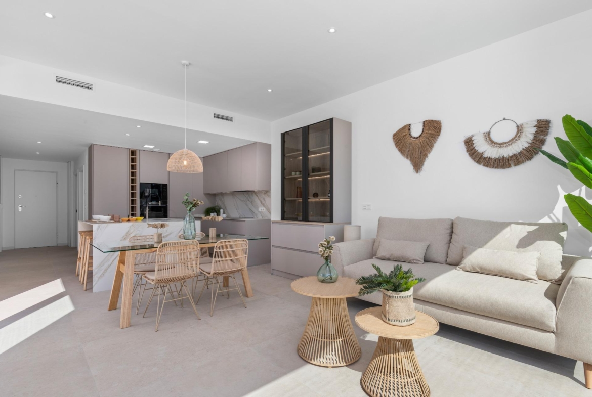 NEW BUILD VILLA IN LOS ALCÁZARES WITH VIEWS TO MAR MENOR. WITH PRIVATE POOL AND PARKING. 3 BEDROOMS. 2 BATHROOMS. PLOT 297 M2.
