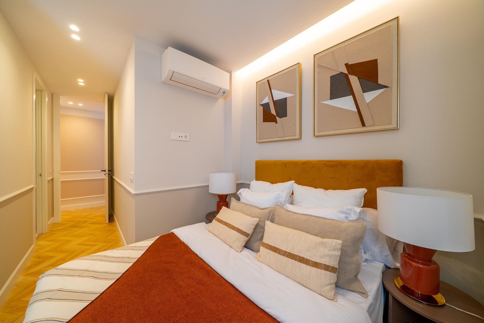 LUXURY HOUSING IN GOYA WITH PARKING SPACE