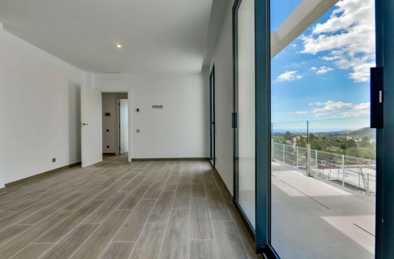 Nieuw gebouwde villa in Golf Bahía Luxe, ruimte en energie-efficiëntie