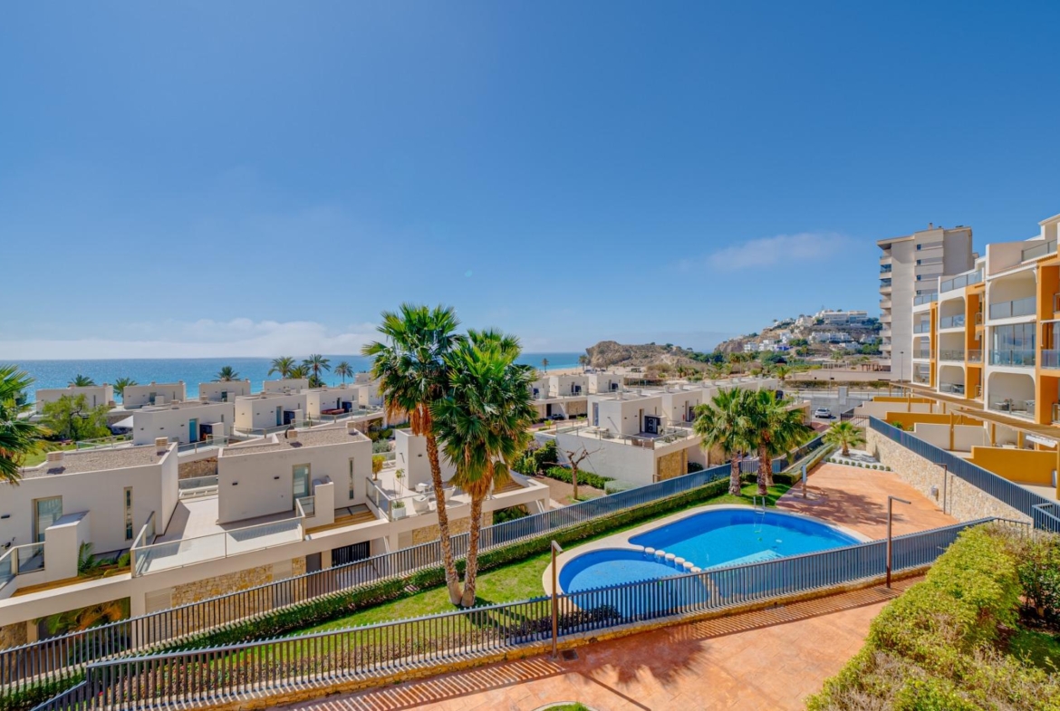 Magnificent apartment with stunning sea views