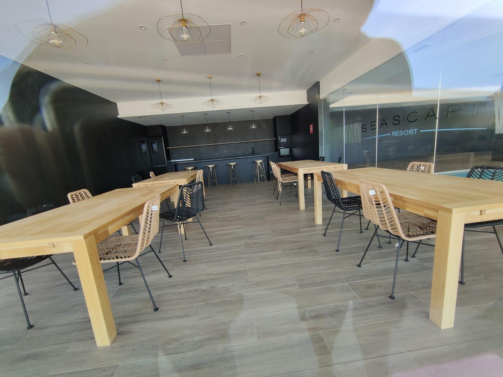 NIEUWE APPARTEMENT MET ZEEZICHTEN