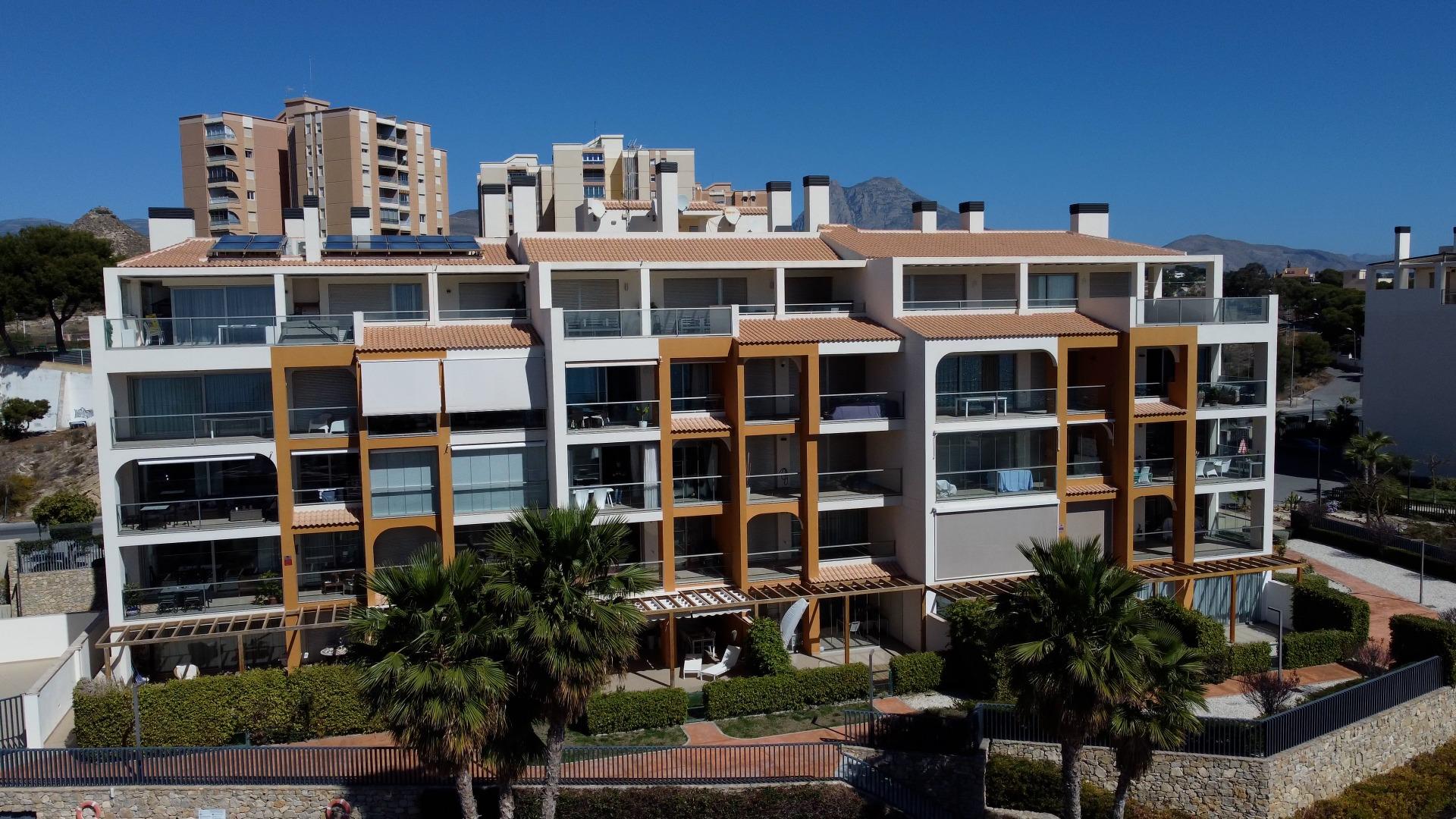 Magnificent apartment with stunning sea views