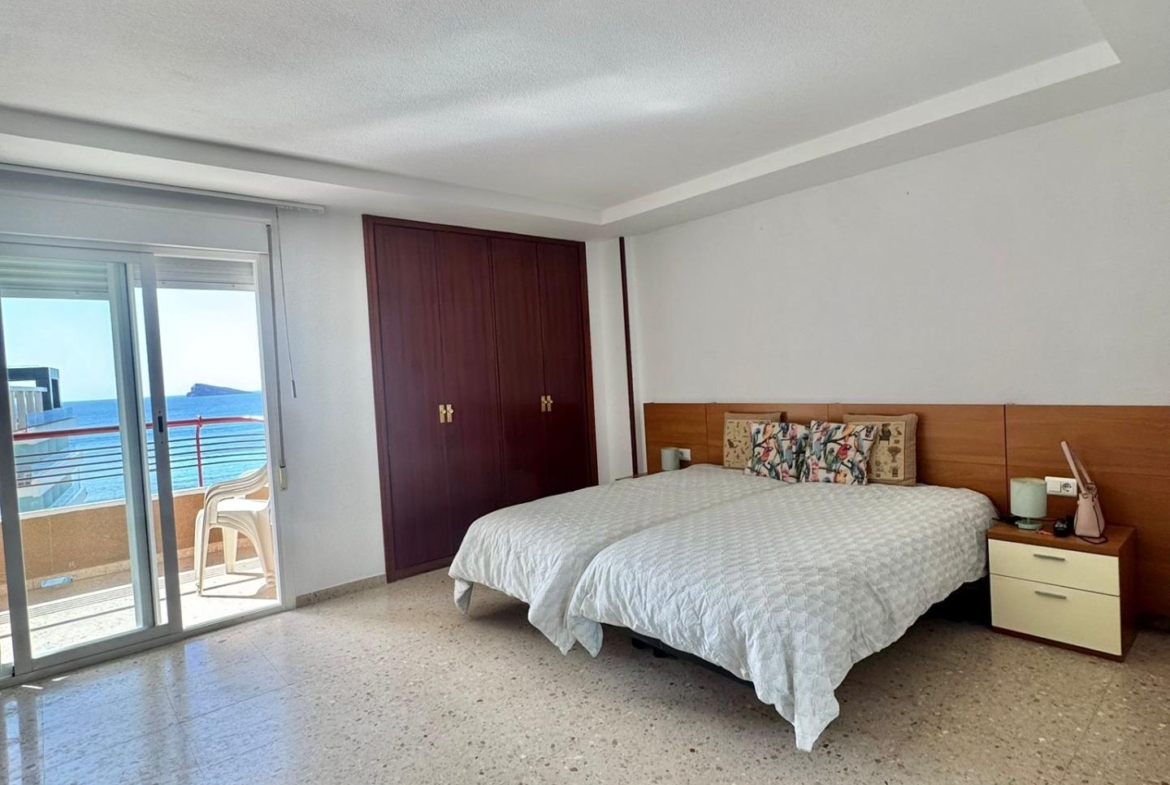 Apartamento con IMPRESIONANTES vistas al mar, Edif. Coblanca 8, playa Levante, Benidorm