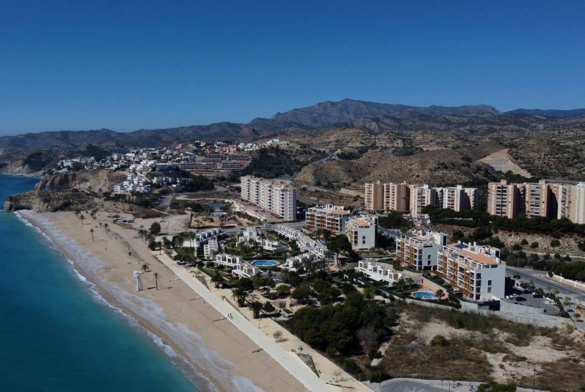 Magnificent apartment with stunning sea views