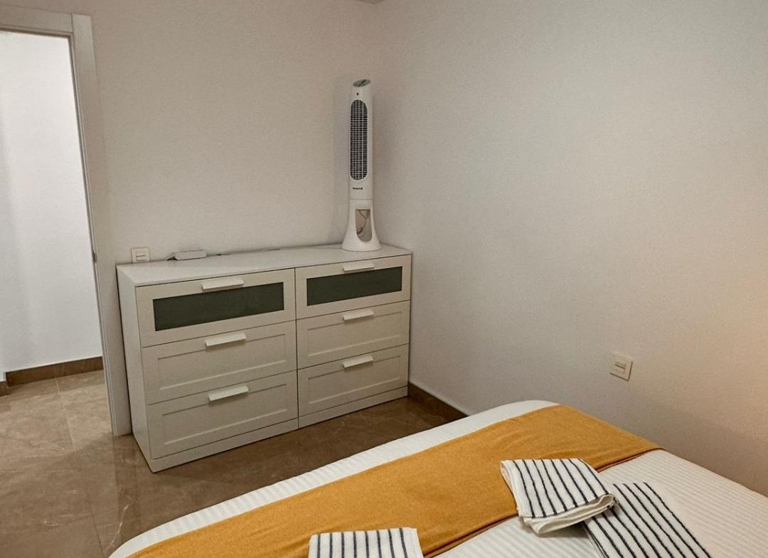 Apartamento reformado en Torrevieja conlicencia turistica