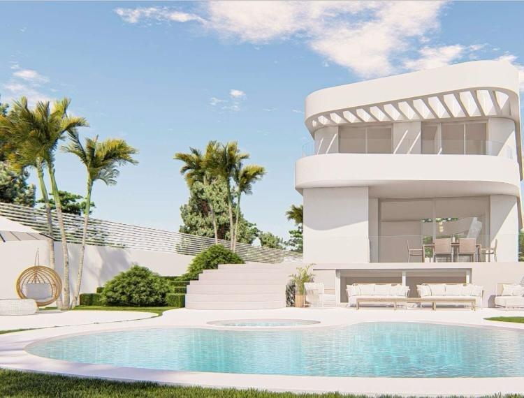 Exclusiva Vivienda Unifamiliar de Lujo en La Font – Entrega Prevista Septiembre 2025