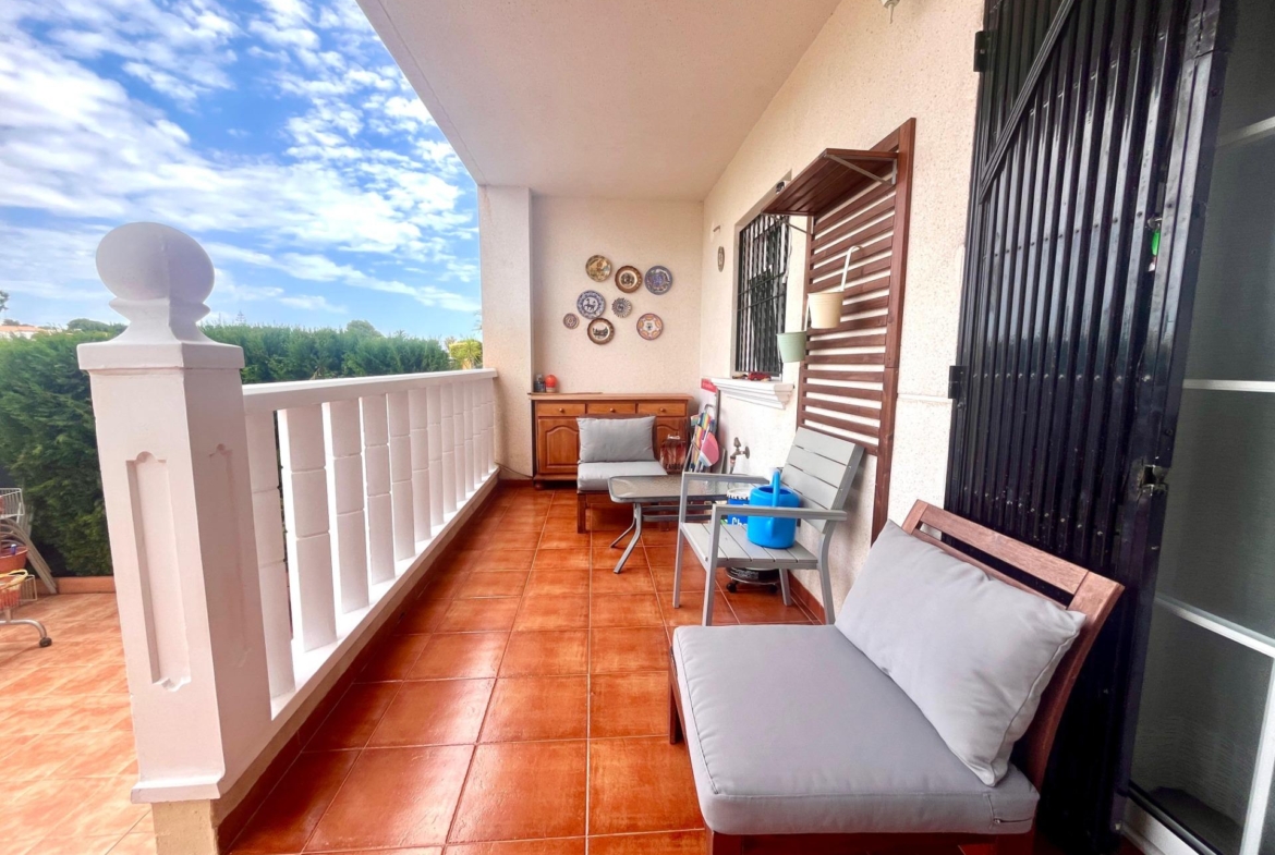 Live the Mediterranean lifestyle in Orihuela Costa!