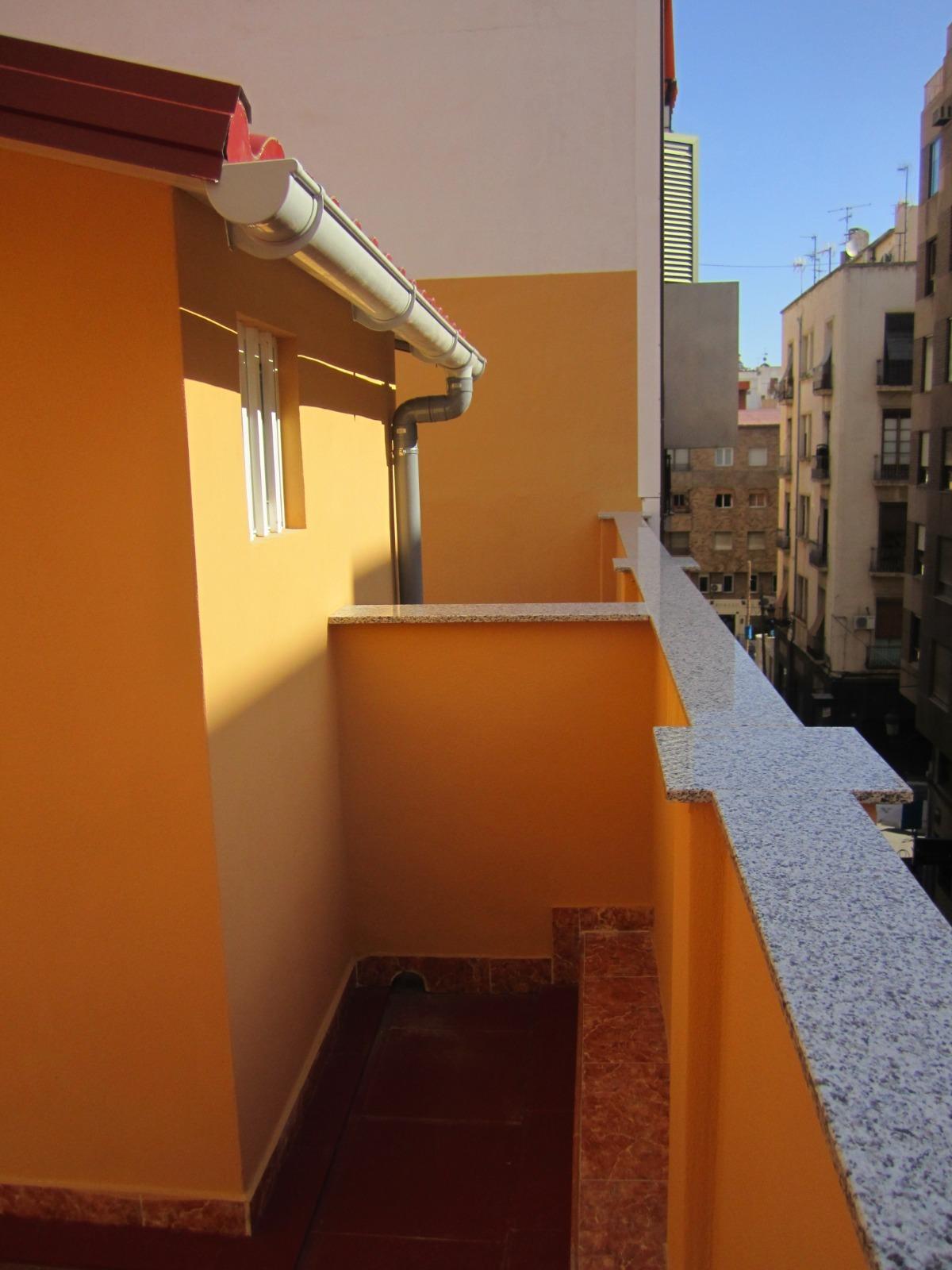 3-4-178 !!OPORTUNIDAD INVERSORES!! MAGNÍFICO EDIFICIO REFORMADO EN PLENO CENTRO DE ALICANTE