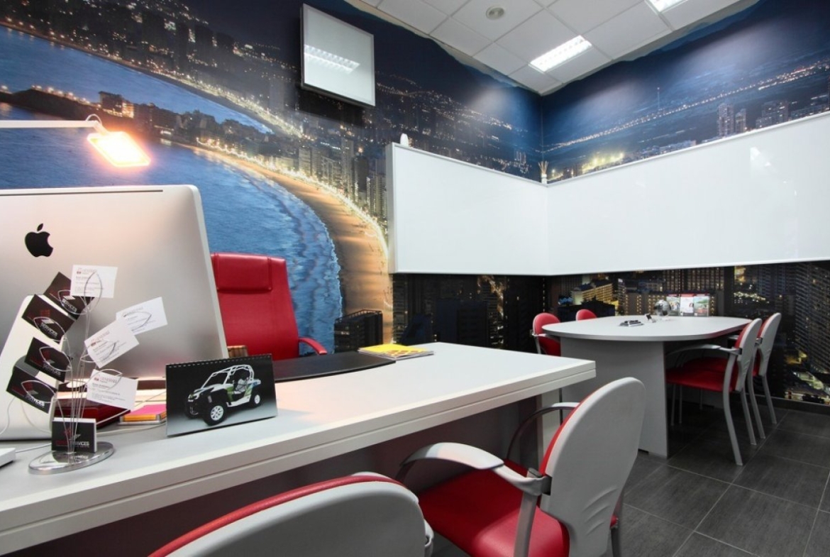 Great office near the hotel Bali in Benidorm