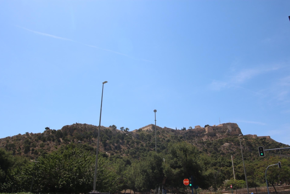 EDIFICIO EN VENTA EN ALICANTE – PLA DEL BON REPOS