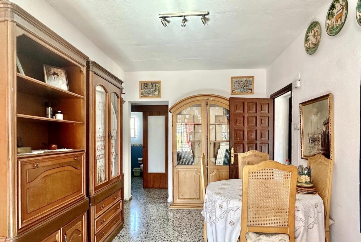 LOVELY  VILLA IN ALFAS DEL PI