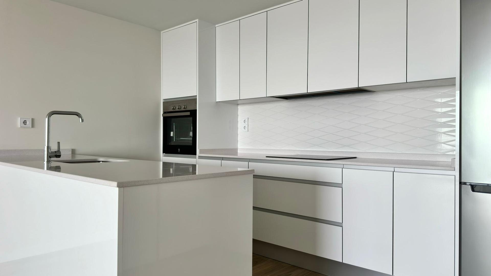 NIEUWE APPARTEMENT MET ZEEZICHTEN