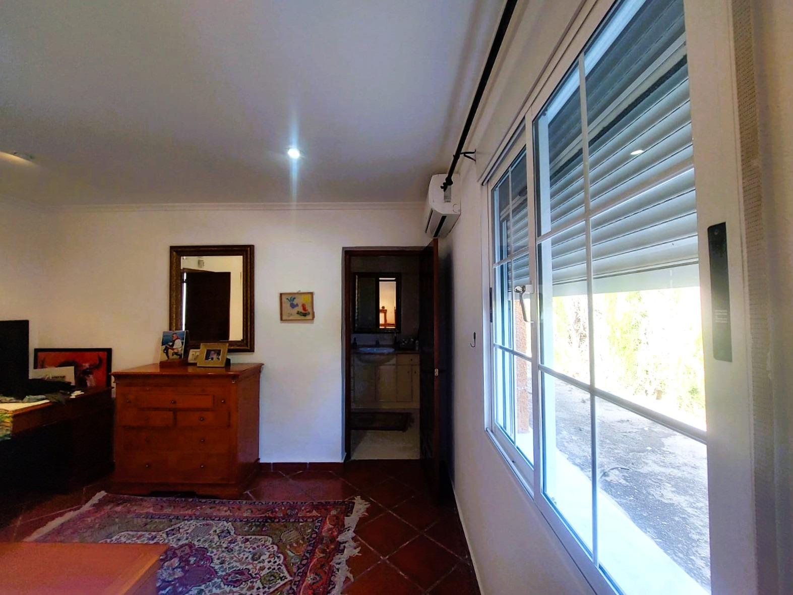 3-40-29 Charming mediterranean villa