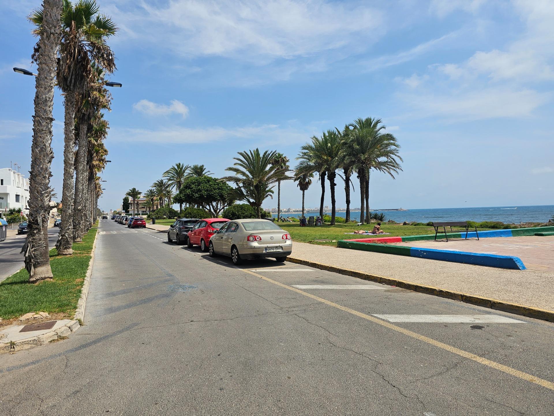 Exclusive Renovated Apartment in La Veleta, Torrevieja – Steps from the Sea