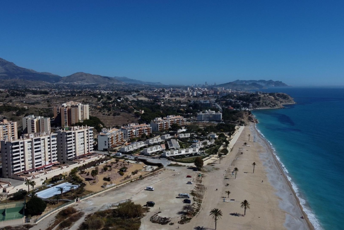 Magnificent apartment with stunning sea views