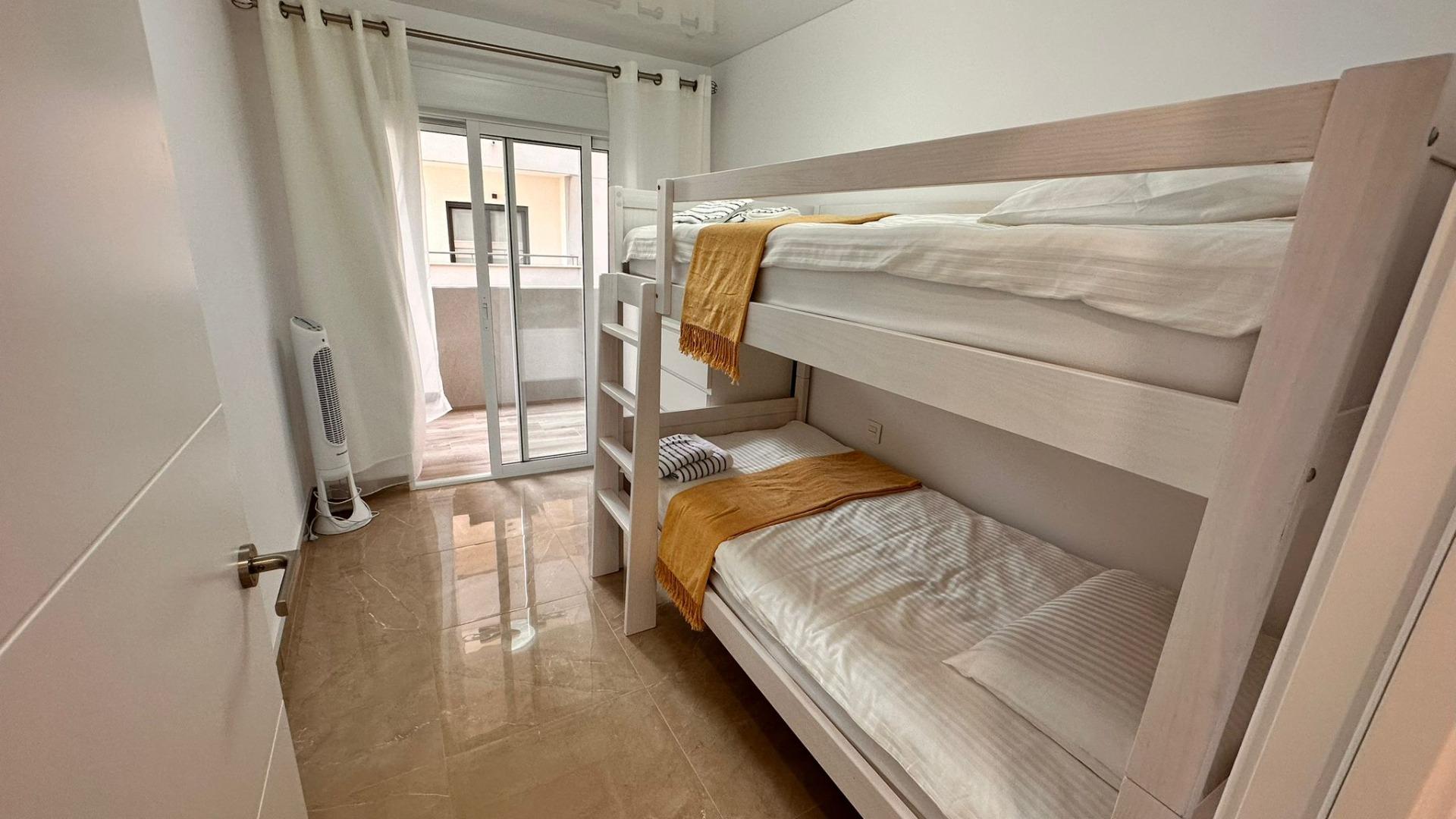 Apartamento reformado en Torrevieja conlicencia turistica