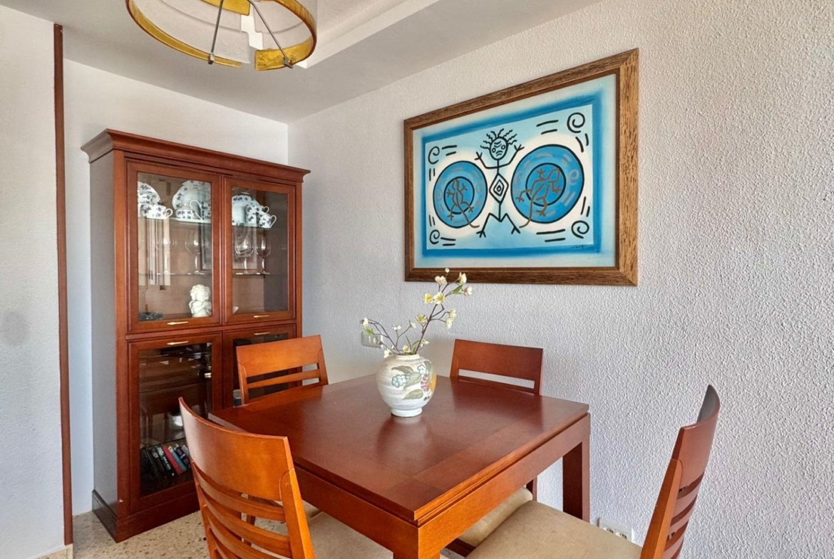 Apartamento con IMPRESIONANTES vistas al mar, Edif. Coblanca 8, playa Levante, Benidorm