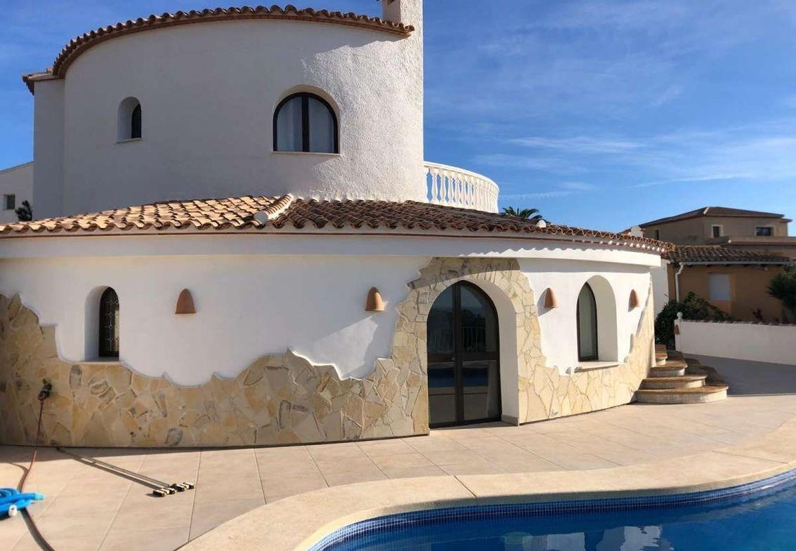 Villa with Sea Views in Cumbre del Sol 🏡🌊