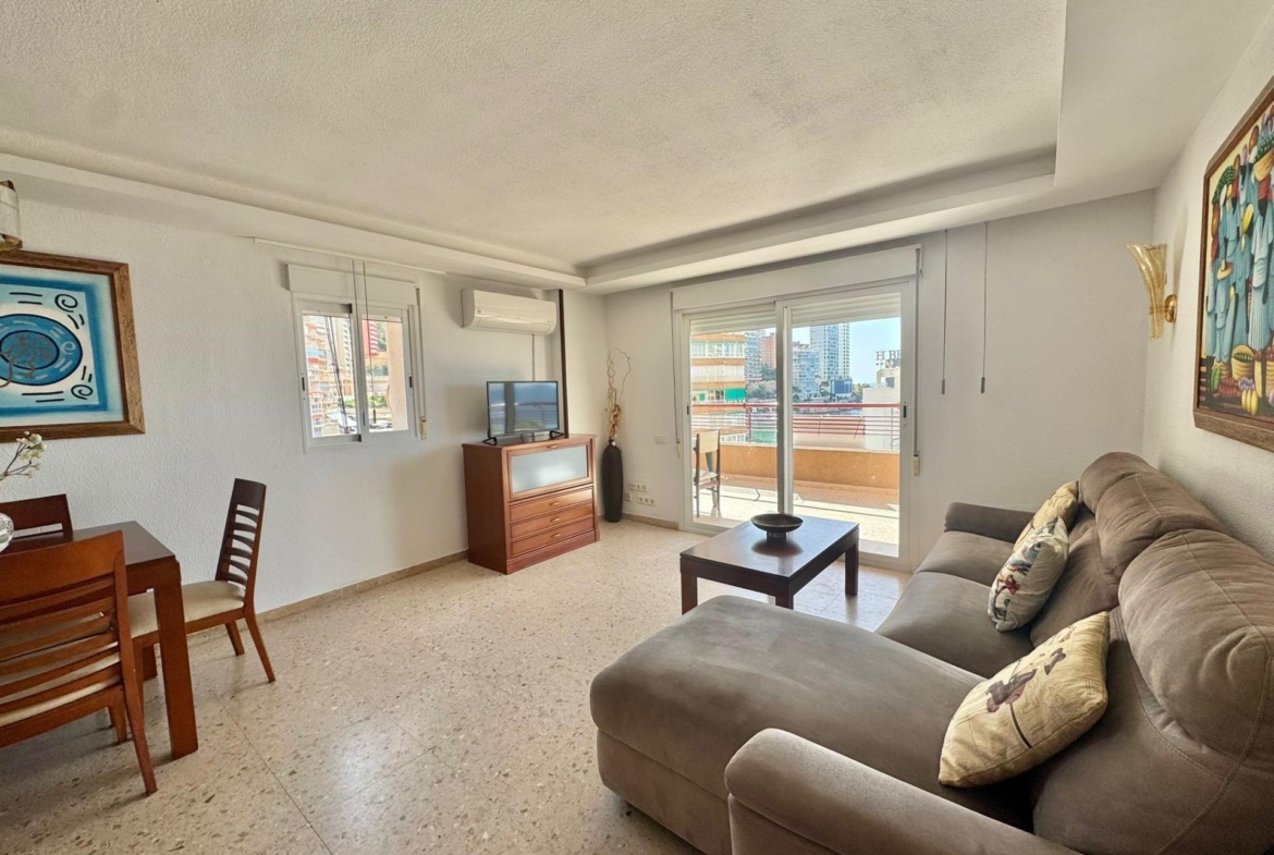 Apartamento con IMPRESIONANTES vistas al mar, Edif. Coblanca 8, playa Levante, Benidorm