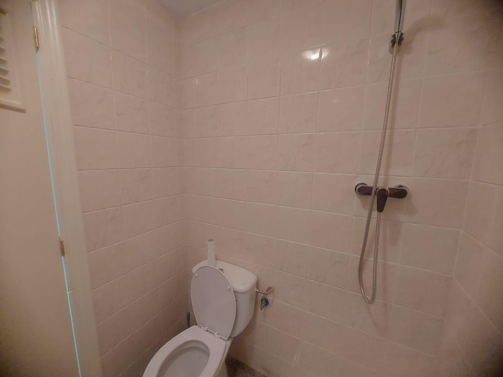 3-46-12 EDIFICIO EN ORIHUELA CIUDAD. 3 DORM. 2 BAÑOS. GARAJE. TRASTEROS