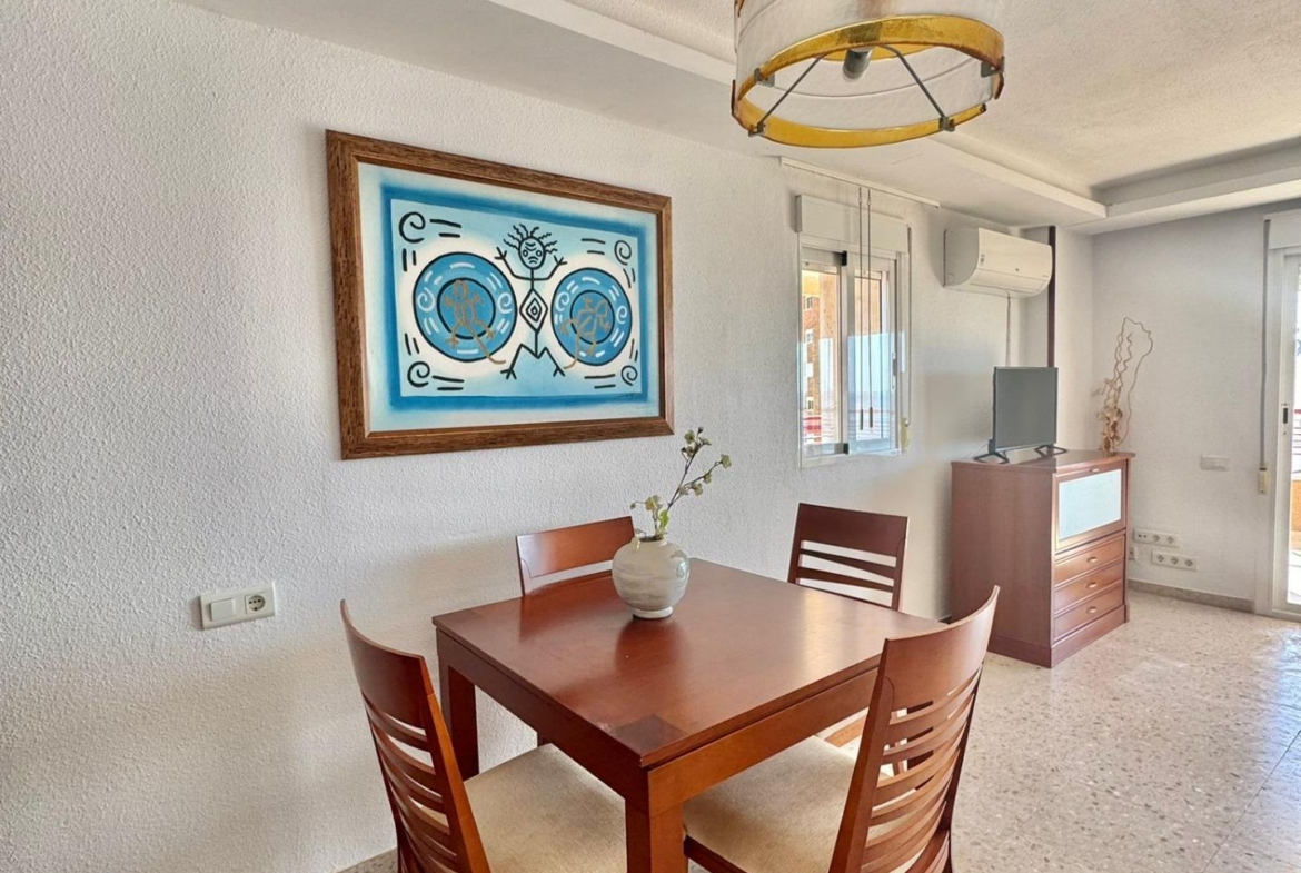 Apartamento con IMPRESIONANTES vistas al mar, Edif. Coblanca 8, playa Levante, Benidorm