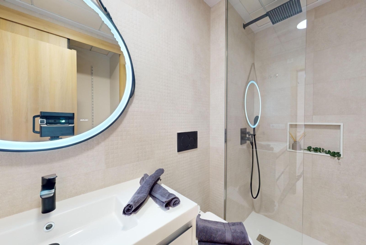 APARTAMENTOS DE OBRA NUEVA EN PILAR DE LA HORADADA CON GARAJE INCLUIDO. 100 M2.TERRAZAS DE 25 M2. 3 DORM. 2 BAÑOS. PISCINA.