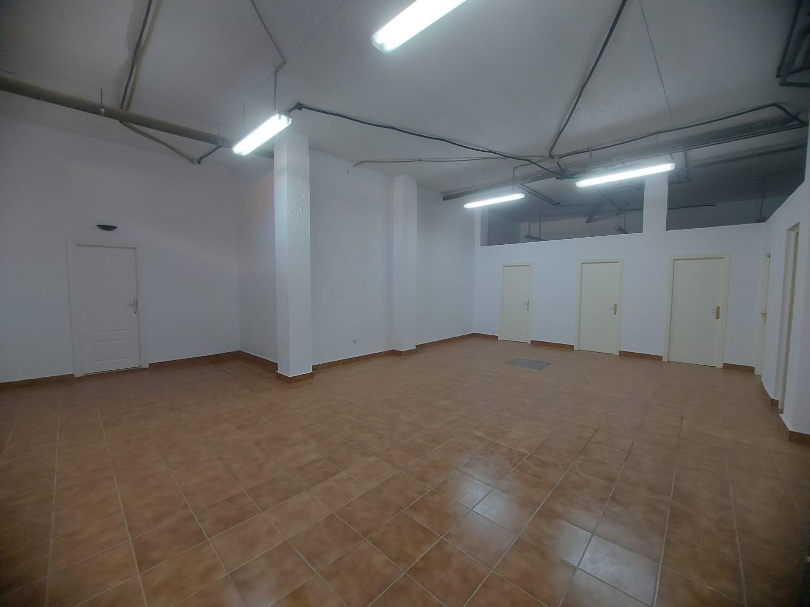 3-5-116 EDIFICIO EN ORIHUELA CIUDAD. 3 DORM. 2 BAÑOS. GARAJE. TRASTEROS