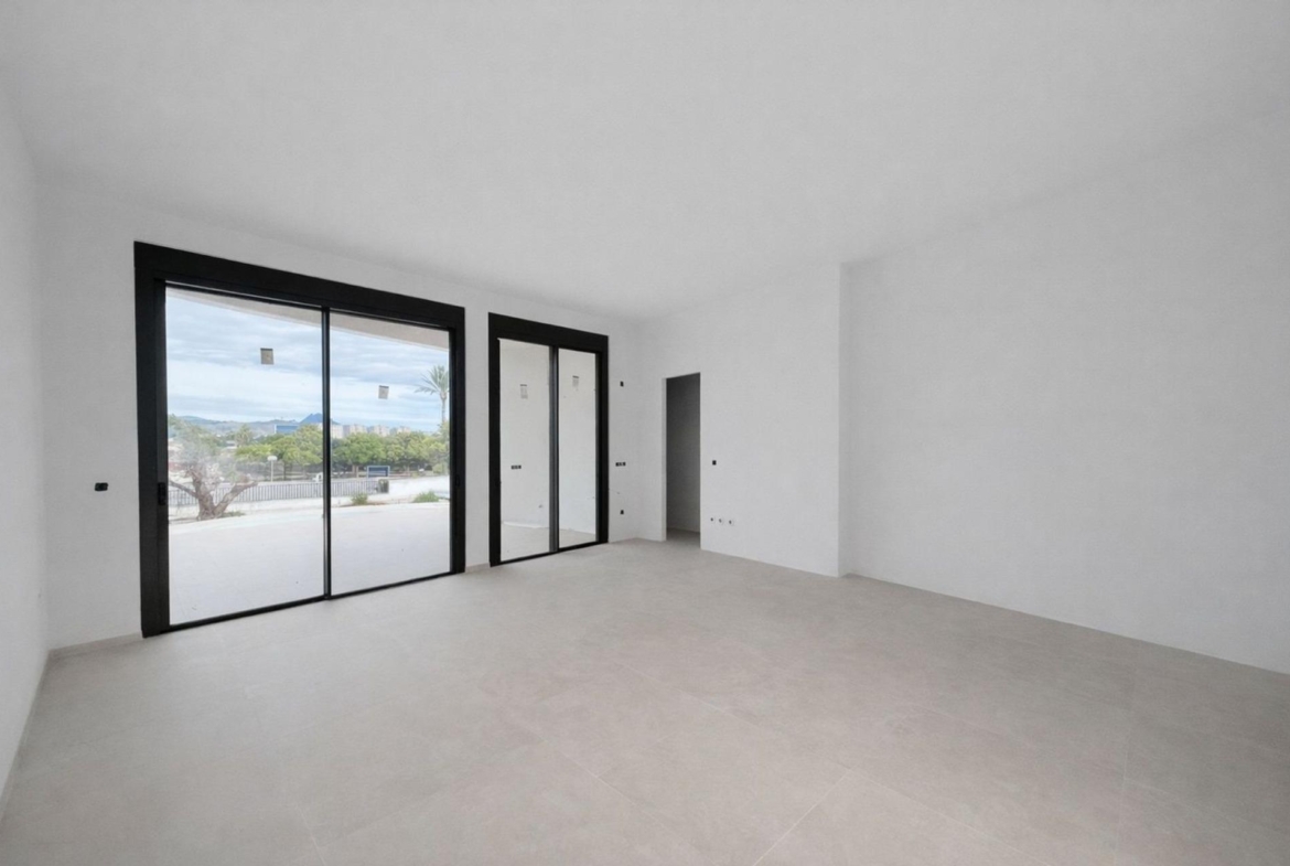 Exclusiva Vivienda Unifamiliar de Lujo en La Font – Entrega Prevista Septiembre 2025
