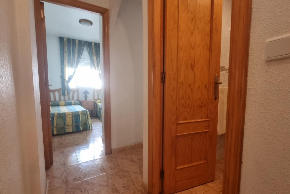 Apartamento semi-nuevo en la zona mas demandada de Torrevieja !