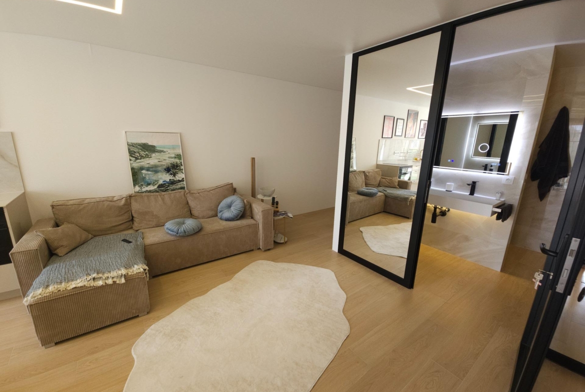 Exclusive Renovated Apartment in La Veleta, Torrevieja – Steps from the Sea