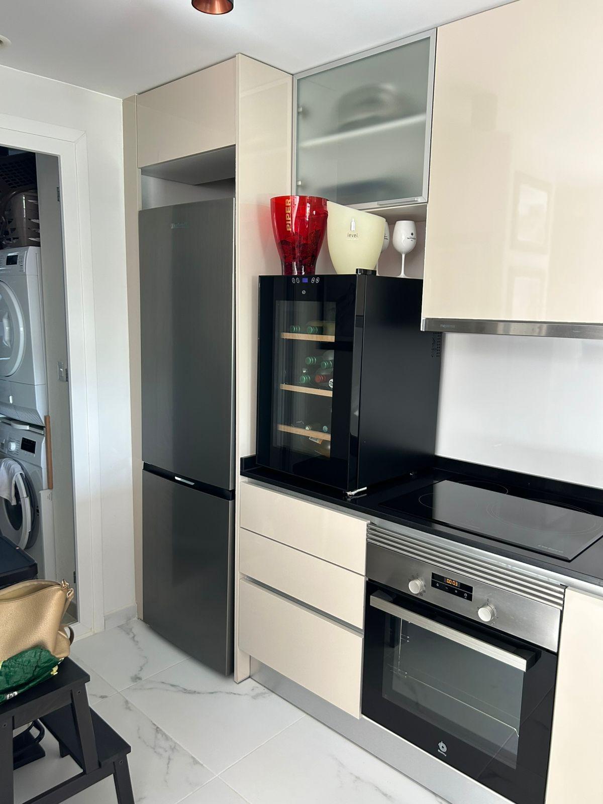 3-5-185 ÁTICO EN PLAYA FLAMENCA CON SOLARIUM PRIVADO. 2 DORM. 2 BAÑOS. 80 M2 DE SUPERFICIE. PISCINAS COMUN.