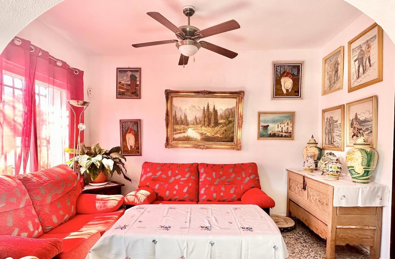 LOVELY  VILLA IN ALFAS DEL PI