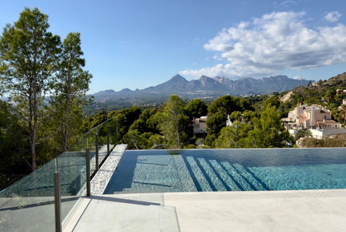 Luxury house in Altea Hills