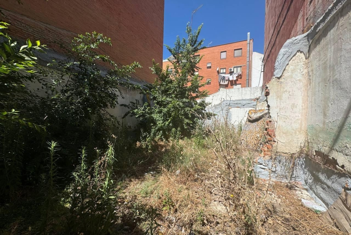 TERRENO URBANO EN VENTA EN VILLAVERDE, MADRID